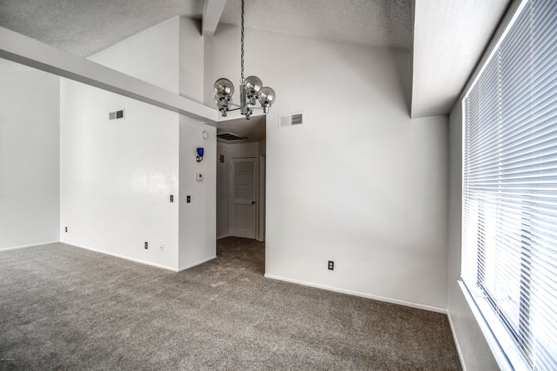 9415 N 59th Ave #228, Glendale, AZ 85302