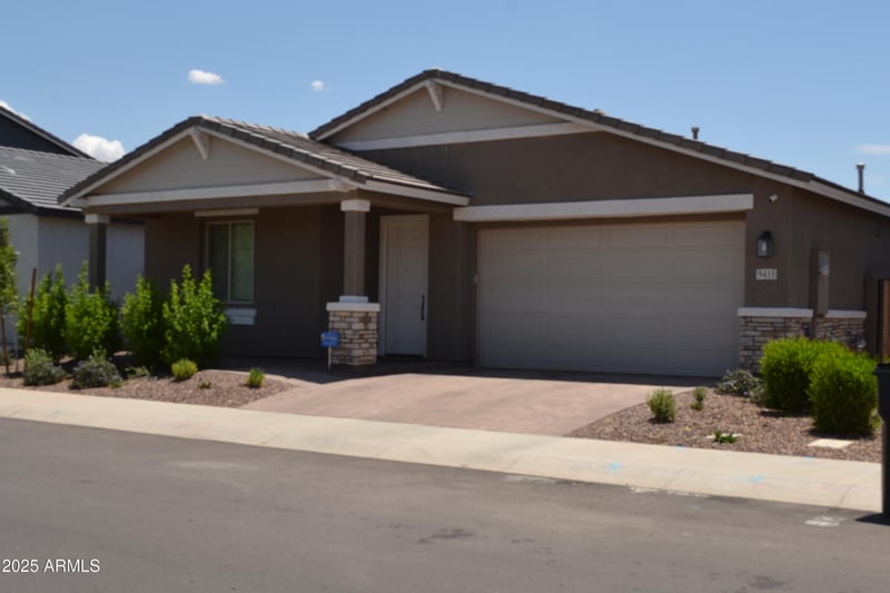 9415 Steno Ave, Mesa, AZ 85212