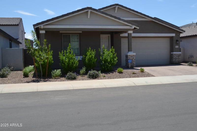 9415 Steno Ave, Mesa, AZ 85212