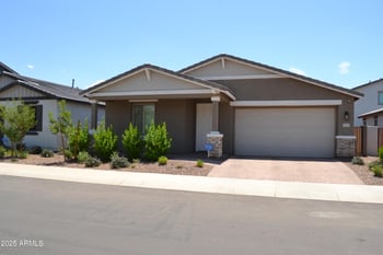 9415 Steno Ave, Mesa, AZ 85212