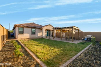 9416 Heatherbrae Dr, Phoenix, AZ 85037