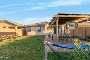 9416 Heatherbrae Dr, Phoenix, AZ 85037