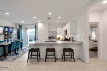 9416 W Heatherbrae Dr, Phoenix, AZ 85037