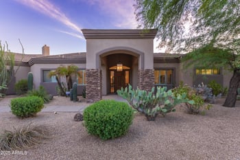 9417 Charter Oak Dr, Scottsdale, AZ 85260