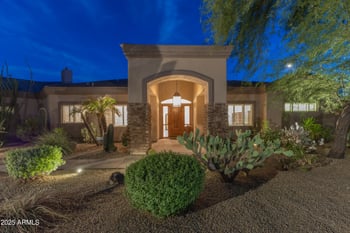 9417 Charter Oak Dr, Scottsdale, AZ 85260