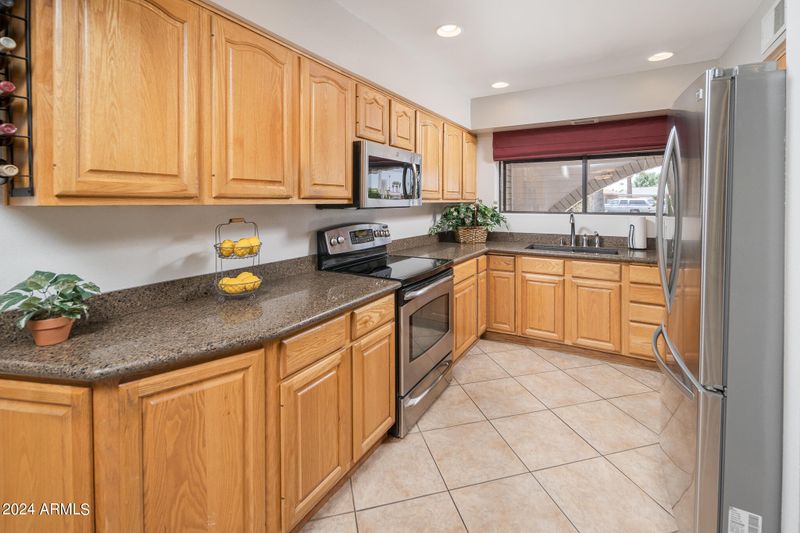 9417 N 40th Ave, Phoenix, AZ 85051