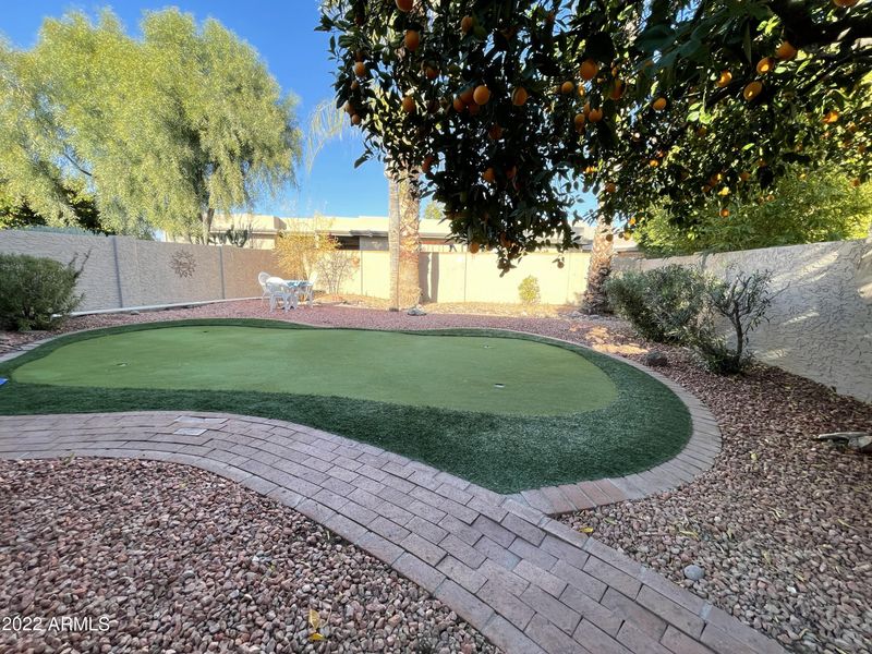 9418 E Jenan Dr, Scottsdale, AZ 85260