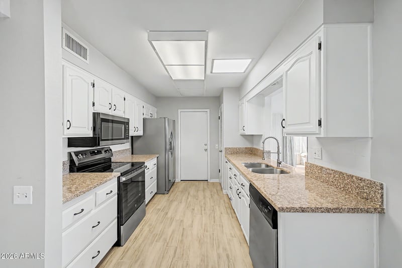 9418 W Hidden Valley Cir, Sun City, AZ 85351