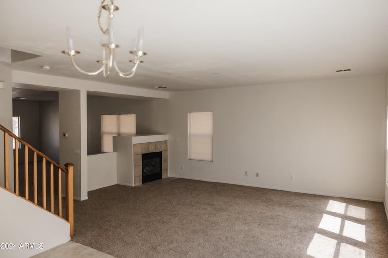 9419 Sheridan St, Phoenix, AZ 85037