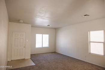 9419 Sheridan St, Phoenix, AZ 85037