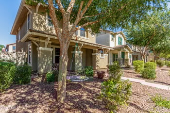 942 Deerfield Ln, Gilbert, AZ 85296