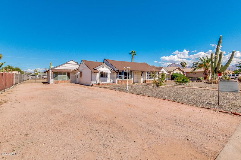 942 E Kachina Ave, Apache Junction, AZ 85119