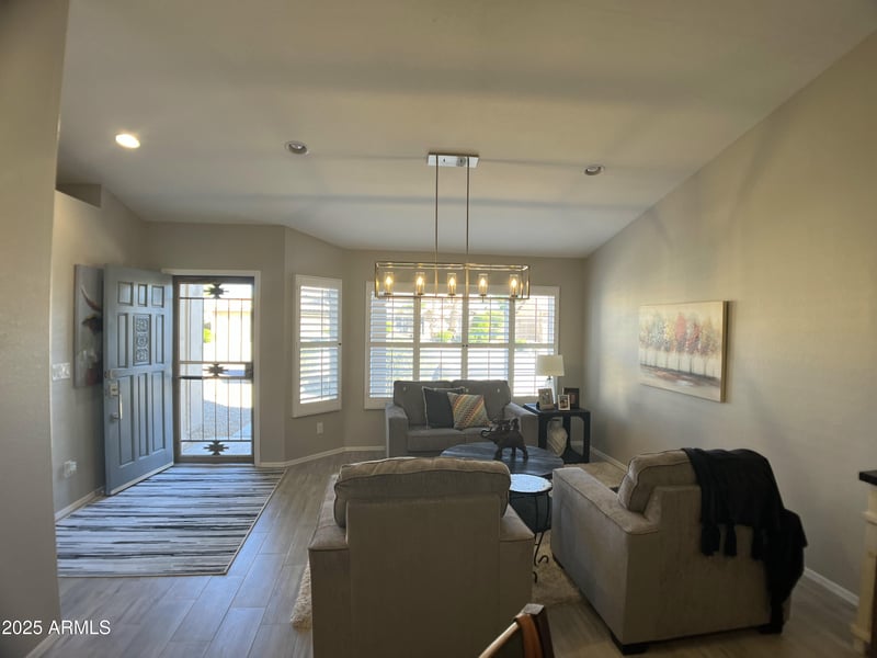 9421 Chino Dr, Peoria, AZ 85382