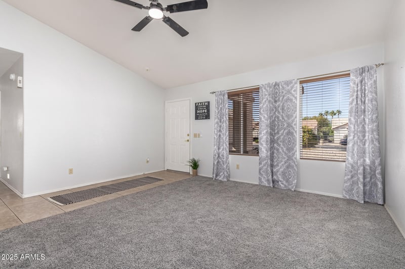 9421 Nacoma Dr, Sun Lakes, AZ 85248