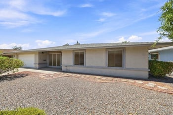 9421 W Glen Oaks Cir N, Sun City, AZ 85351