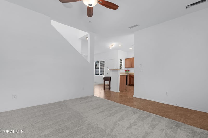 9422 33rd Dr, Laveen, AZ 85339