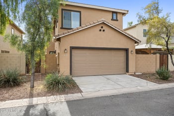 9422 33rd Dr, Laveen, AZ 85339