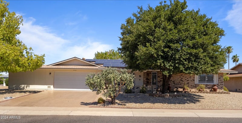9422 Country Club Dr, Sun City, AZ 85373