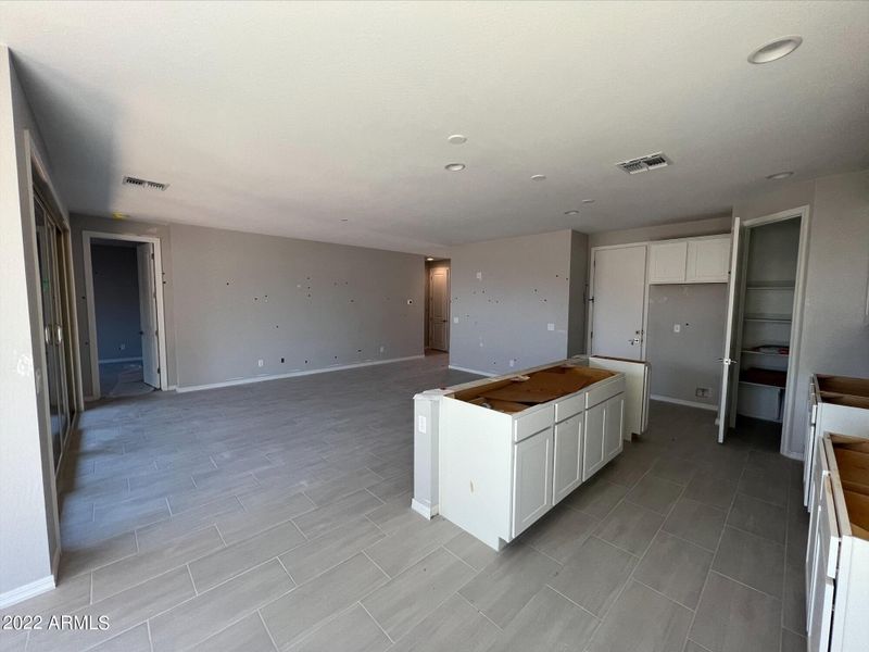 9422 E Strobe Ave, Mesa, AZ 85212