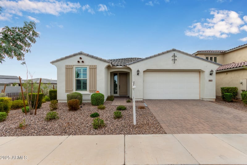 9422 Static Ave, Mesa, AZ 85212