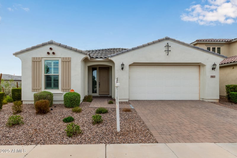9422 Static Ave, Mesa, AZ 85212