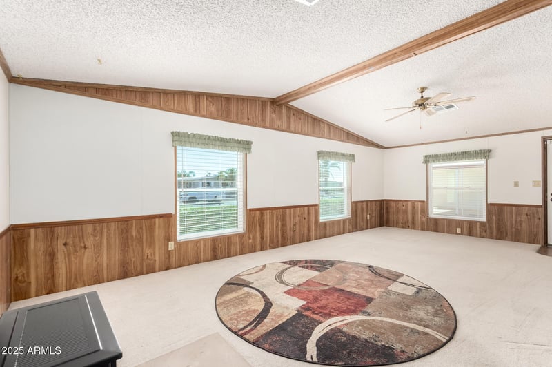 9422 Sun Lakes Blvd, Sun Lakes, AZ 85248