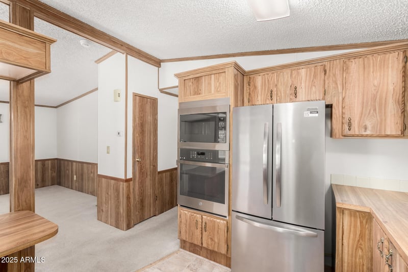 9422 Sun Lakes Blvd, Sun Lakes, AZ 85248