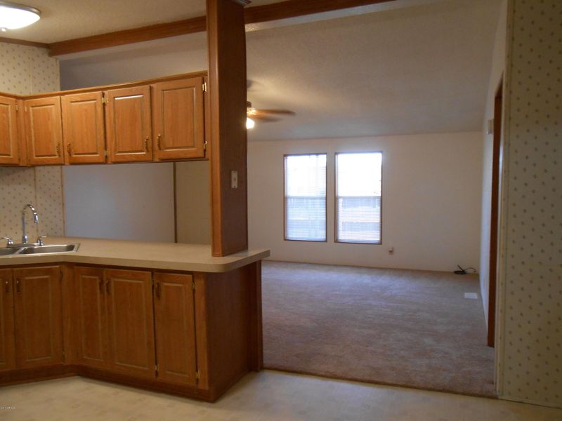 9423 S 14th Ave, Phoenix, AZ 85041