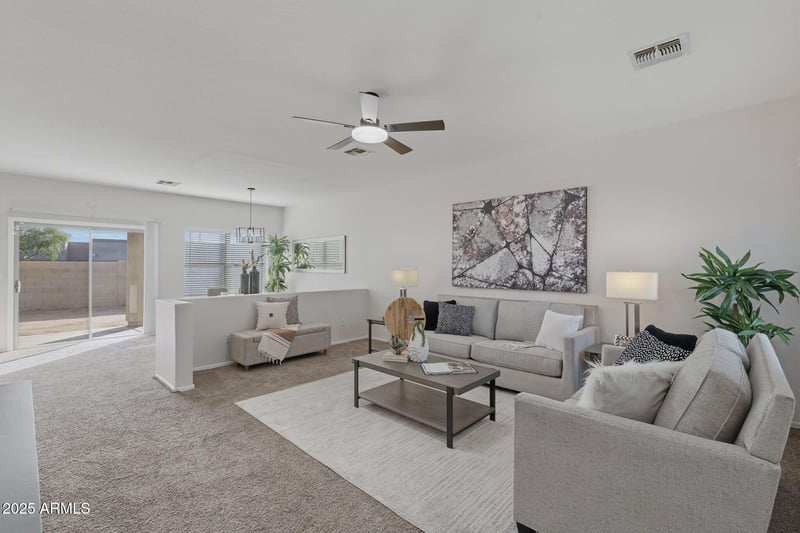 9423 Sheridan St, Phoenix, AZ 85037