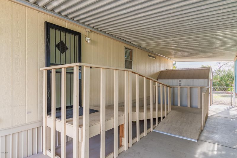9425 E Edgewood Ave, Mesa, AZ 85208