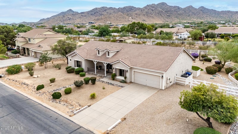 9425 Golddust Dr, Queen Creek, AZ 85144