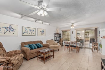 9426 43rd Pl, Phoenix, AZ 85044