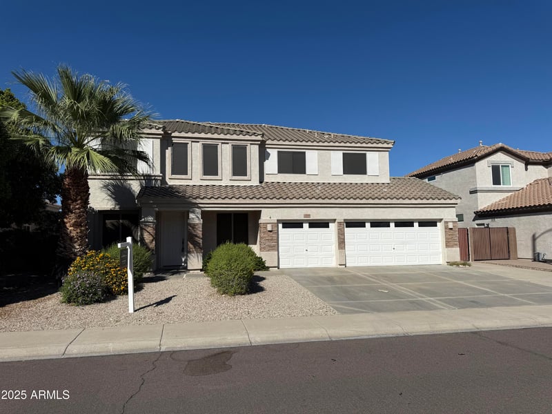 9426 Melinda Ln, Peoria, AZ 85382