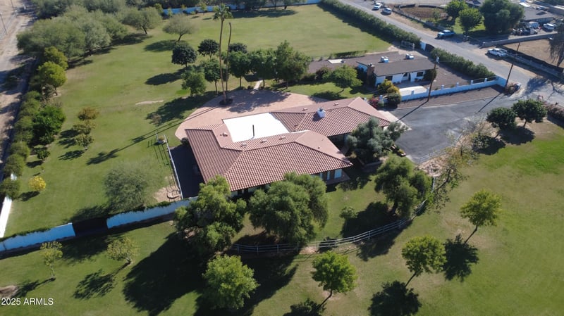 9427 51st Ave, Laveen, AZ 85339