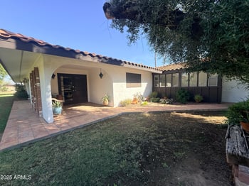 9427 51st Ave, Laveen, AZ 85339