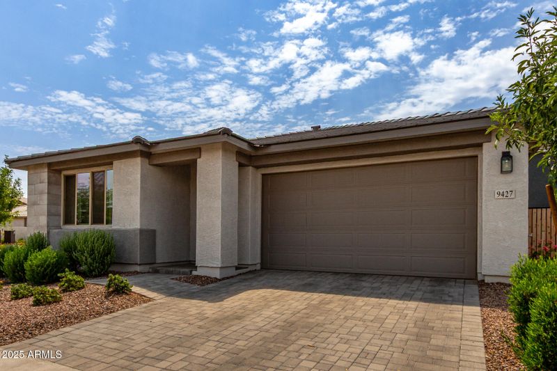 9427 E Saturn Ave, Mesa, AZ 85212