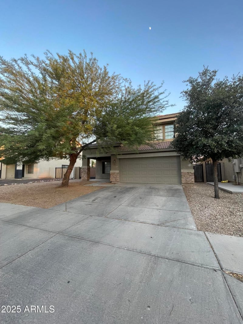 9427 Elwood St, Tolleson, AZ 85353