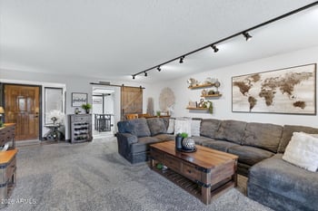 9427 Mcrae Way, Peoria, AZ 85382