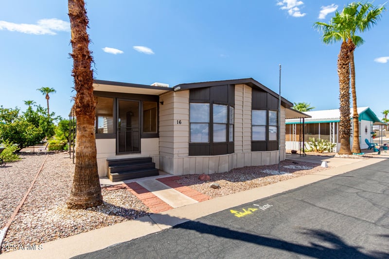 9427 University Dr #16, Mesa, AZ 85207