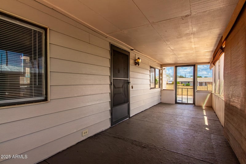 9427 University Dr #16, Mesa, AZ 85207