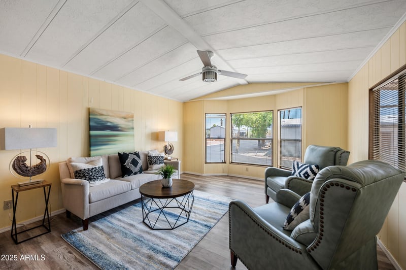 9427 University Dr #46, Mesa, AZ 85207