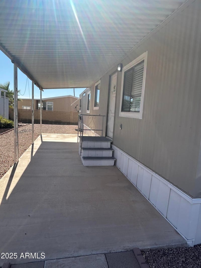 9427 University Dr #52, Mesa, AZ 85207