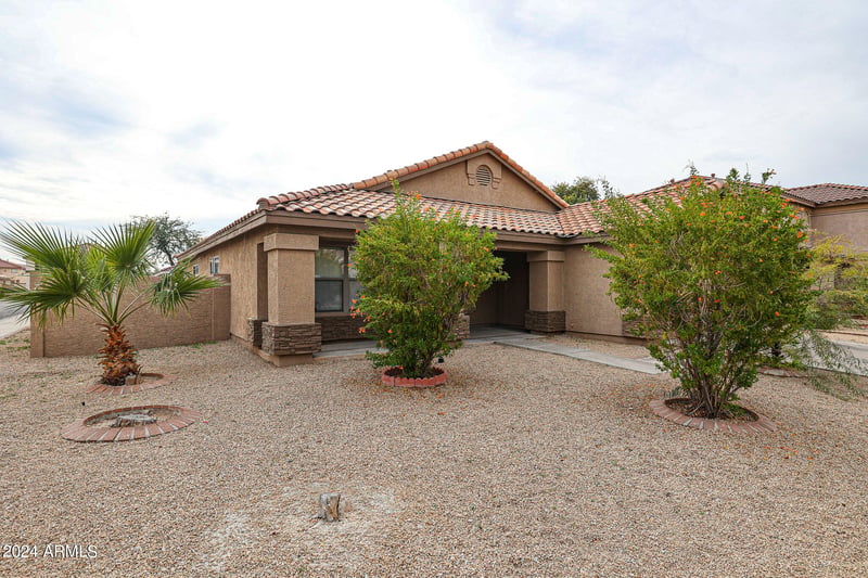 9427 W Elm St, Phoenix, AZ 85037