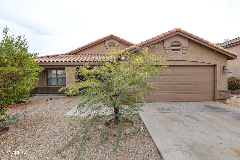 9427 W Elm St, Phoenix, AZ 85037