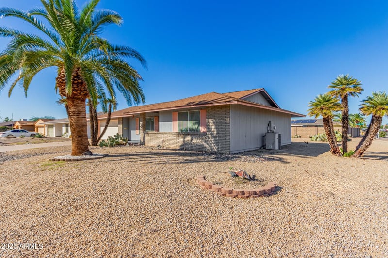 9428 Cedar Hill Cir, Sun City, AZ 85351