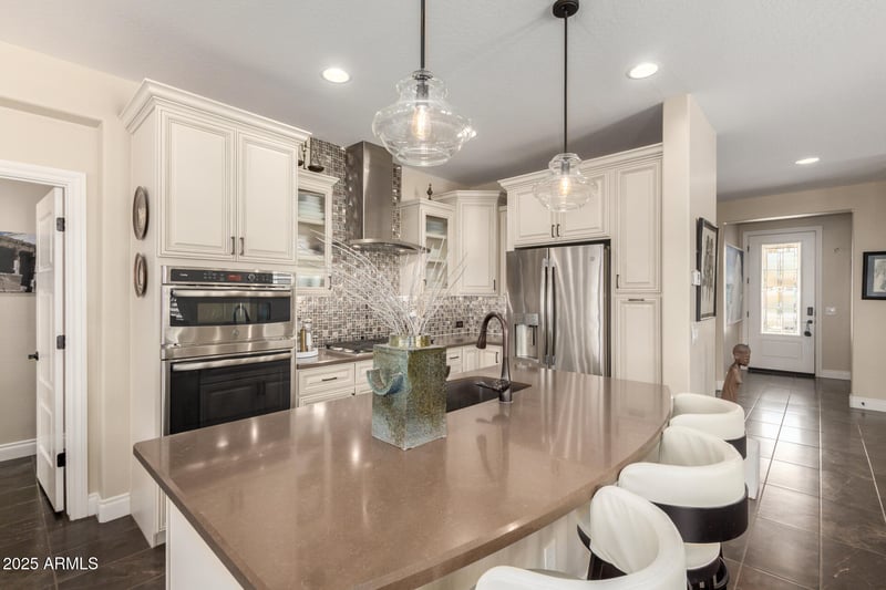 943 Cobble Stone Dr, Queen Creek, AZ 85140