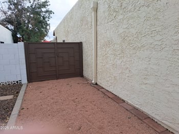 943 Eveningstar Ln, Tempe, AZ 85283