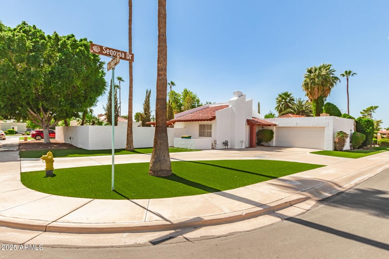 943 Segovia Dr, Litchfield Park, AZ 85340