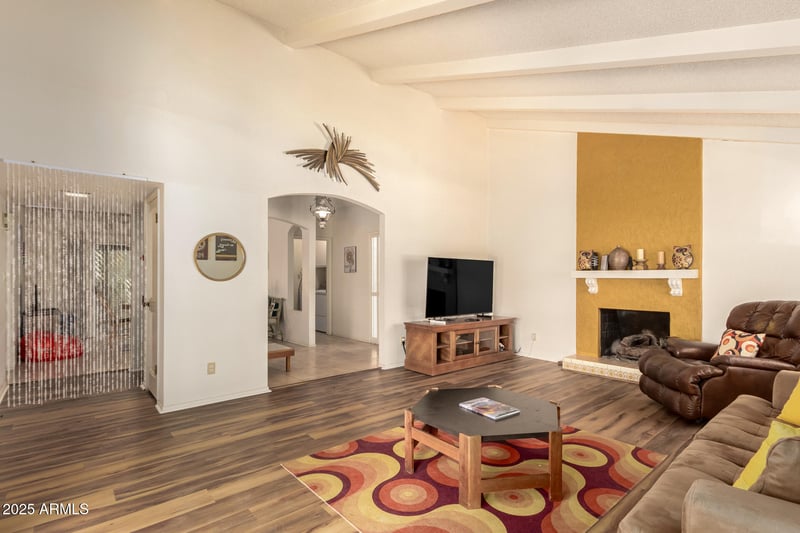 943 Segovia Dr, Litchfield Park, AZ 85340