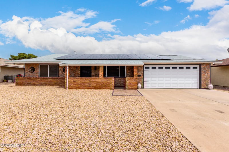 9430 Arrowhead Dr, Sun City, AZ 85351